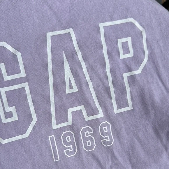 GAP 2 piece short set Medium - Picture 10 of 11